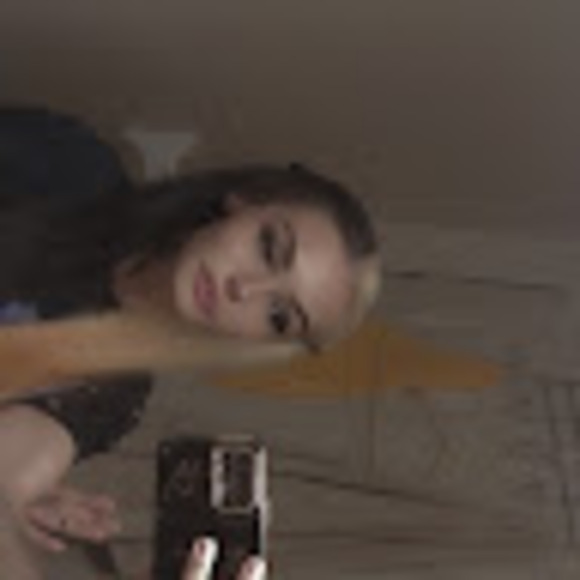 kaysutherland01
